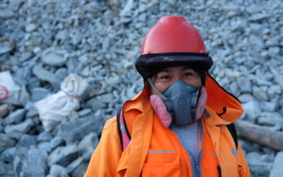 Pallaqueras in Peru receive support with food baskets