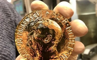 Medalla Nobel de Paz: hecho con oro colombo-peruano