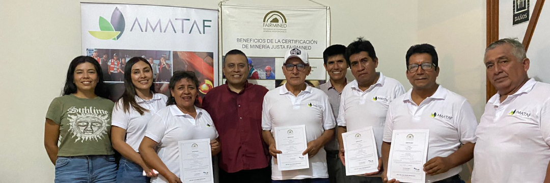 Primeras comunidades mineras del Amazonas obtienen certificación Fairmined, abriendo el camino a la primera cadena de suministro de oro certificado en la región