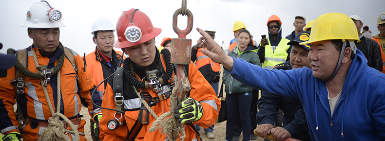 Mongolia visita Colombia para intercambiar experiencias sobre pequeña minería